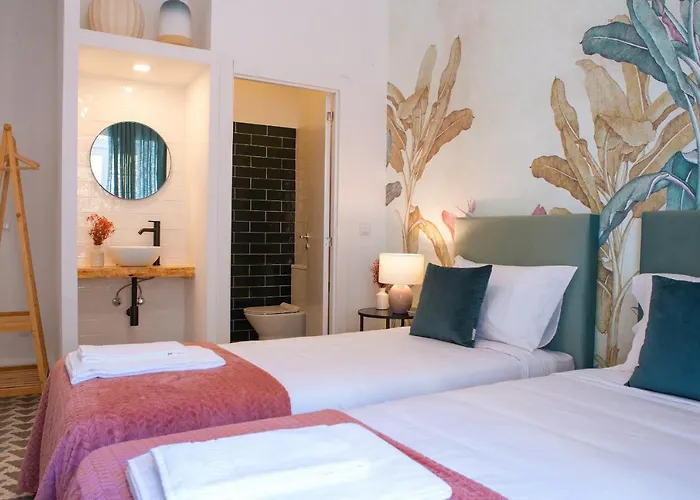Succeed Campo Pequeno Suites